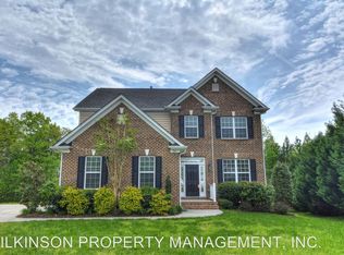 906 Putney Ct, Matthews, NC 28104