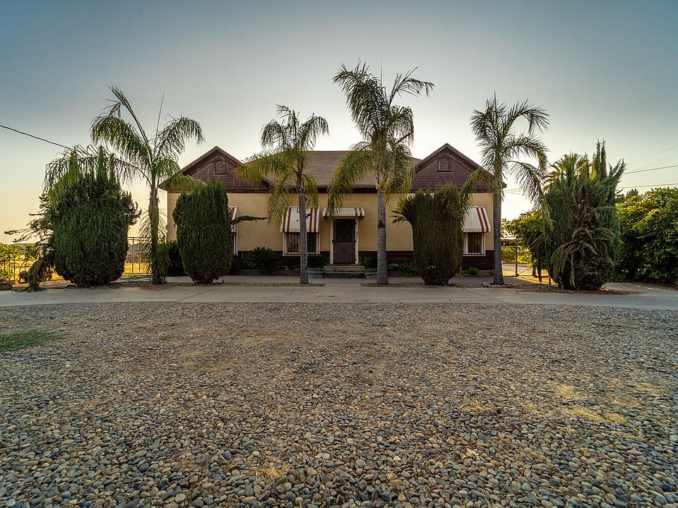 549 N West Street Tulare CA 93274 Zillow