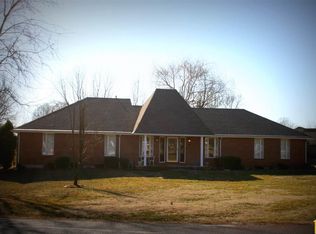 2400 Cedar Ln, Sedalia, MO 65301