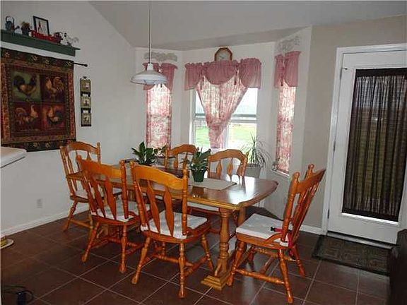 3rd image of 234 Dana Dr