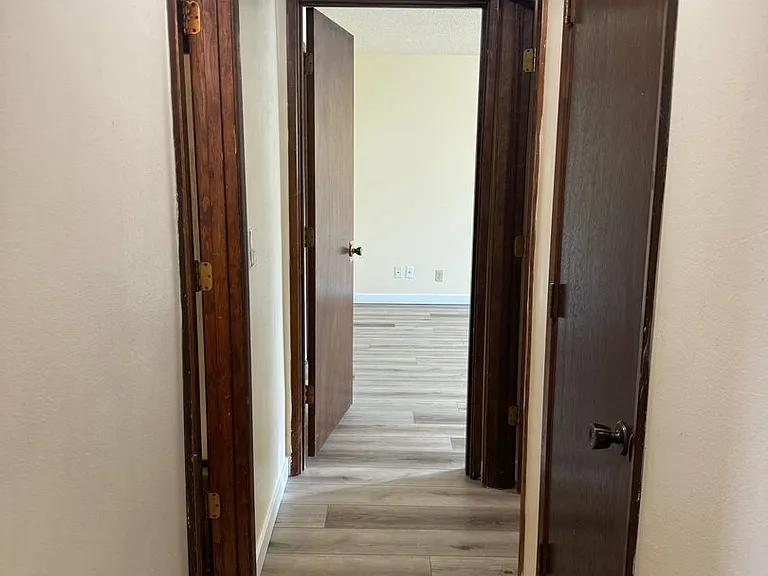 31 T St — Photo 12