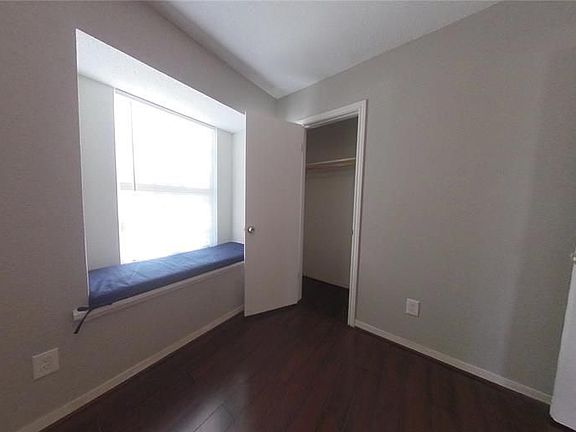 5th image of 3011 Mosby Dr