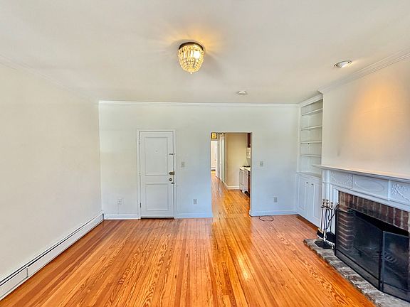 5th image of 329 C St SE #3