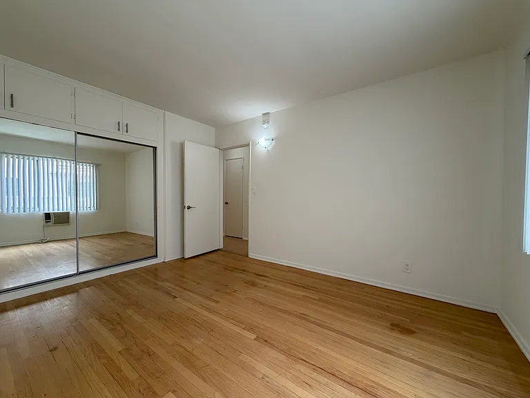 4307 Cedros Ave #4311-2 — Photo 5
