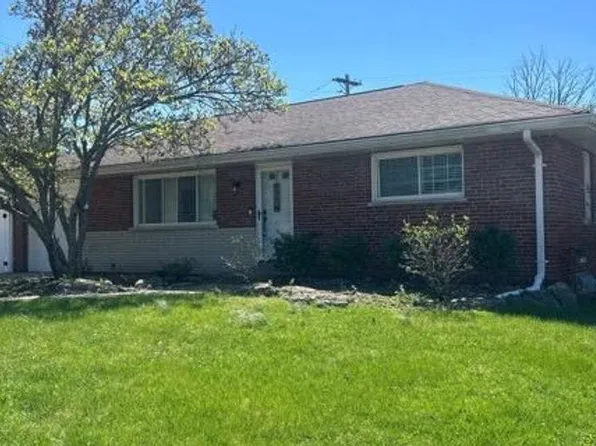 8709 Madeira Dr, Saint Louis, MO 63126