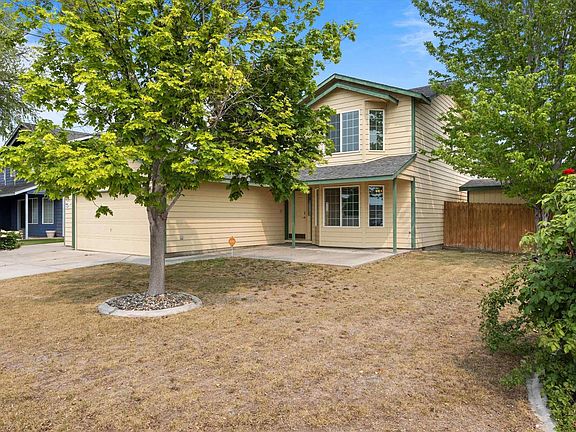 2nd image of 5007 Valdez Ln