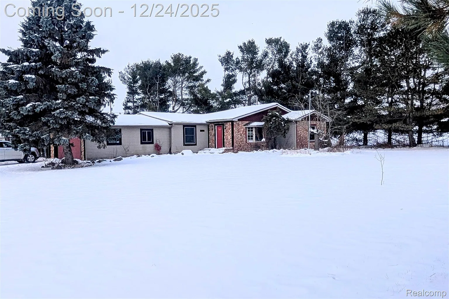 14460 Seymour Rd photo 1