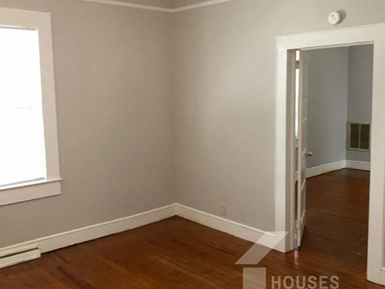 263 Beacon St — Photo 11