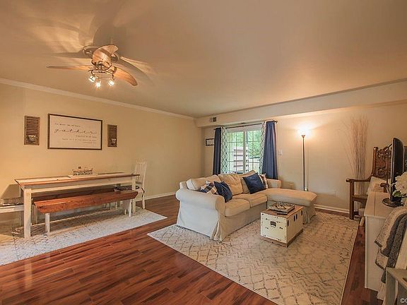 4th image of 1509 Front Royal Dr #B