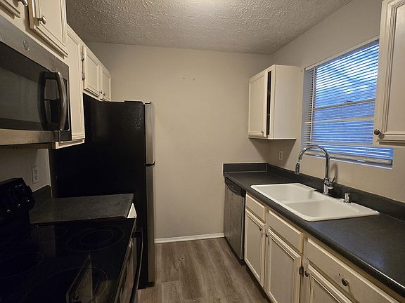 5th image of 1717 Rondon Ct SE