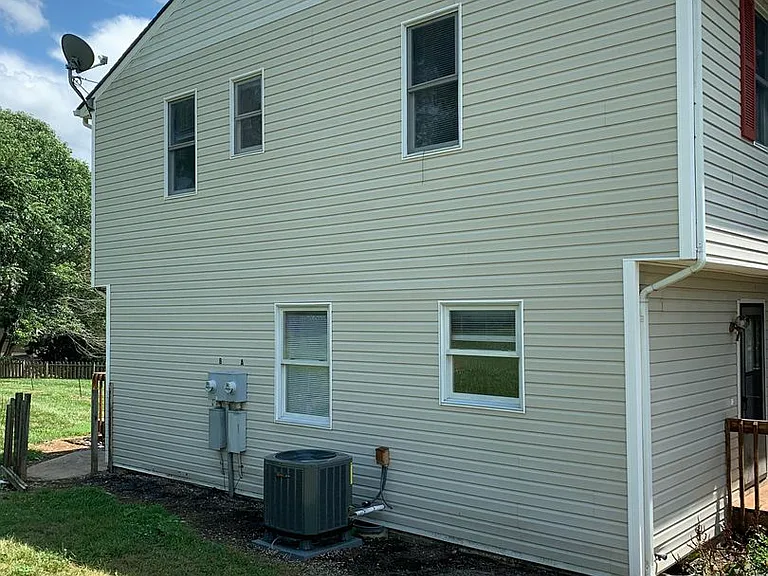 2837 Walls Branch Rd — Photo 2