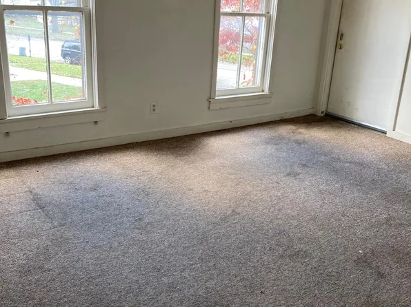 950 Brown Ave, Erie, PA 16502