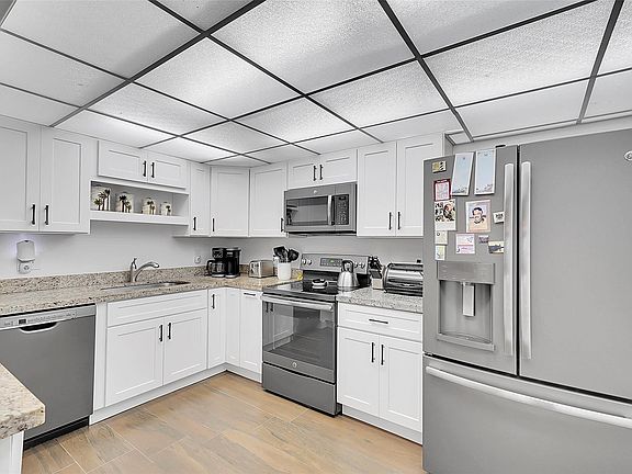 4th image of 2774 S University Drive #10A