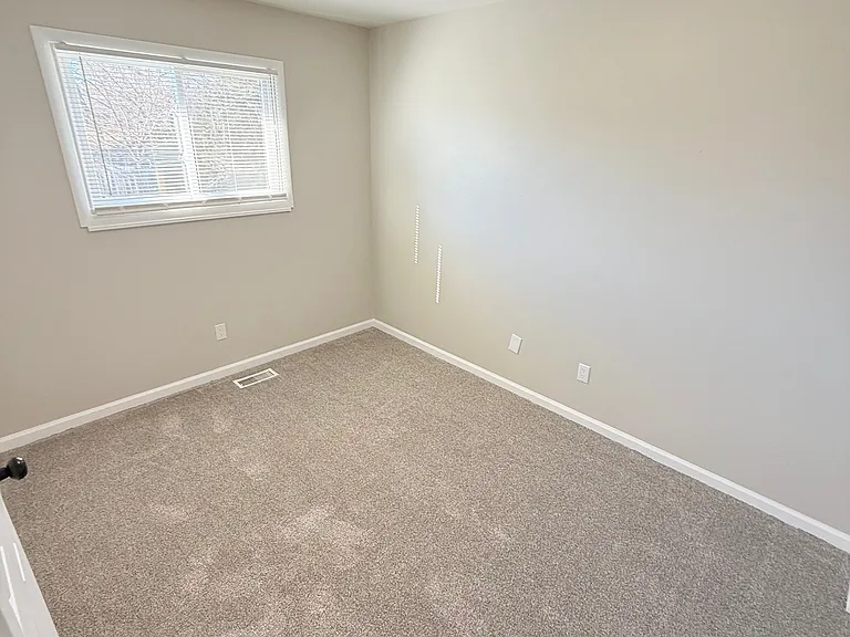 311 Park Ln #311 — Photo 14