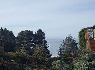 26 Du Luard Rd, Whitethorn, CA 95589
