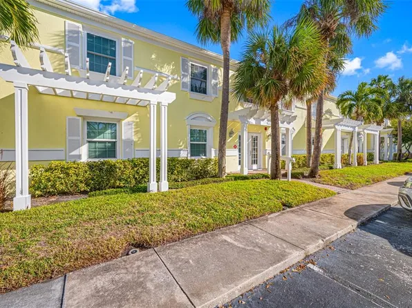 5006 Starfish Dr SE APT C, Saint Petersburg, FL 33705