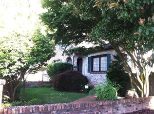 1512 NE 85th St, Seattle, WA 98115