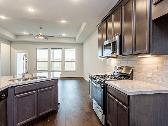 5th image of 8435 Barrington Grove Trce