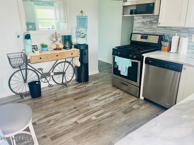 1510R Bay Blvd #2 — Photo 4