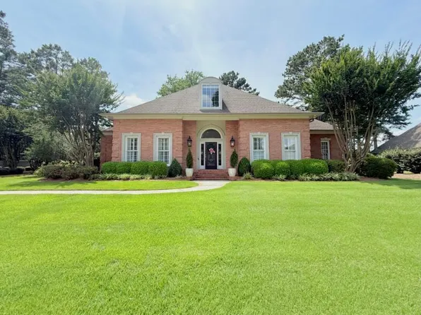3173 N Hill Dr, Tupelo, MS 38804