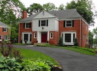 494 Hampshire Rd, Akron, OH 44313