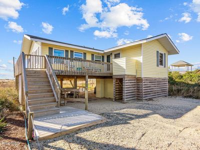 1617 E Beach Drive, Oak Island, NC, 28465