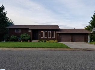 5107 W Livingston Rd, Pasco, WA 99301