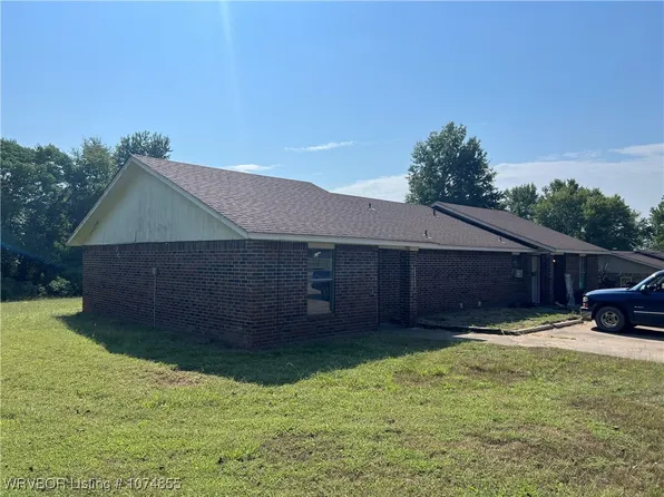 944 N Plum St, Booneville, AR 72927