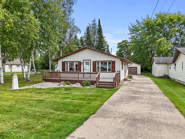 831 Iroquois Ave, Prudenville, MI 48651
