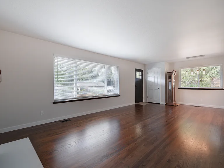 open floorplan with dining space