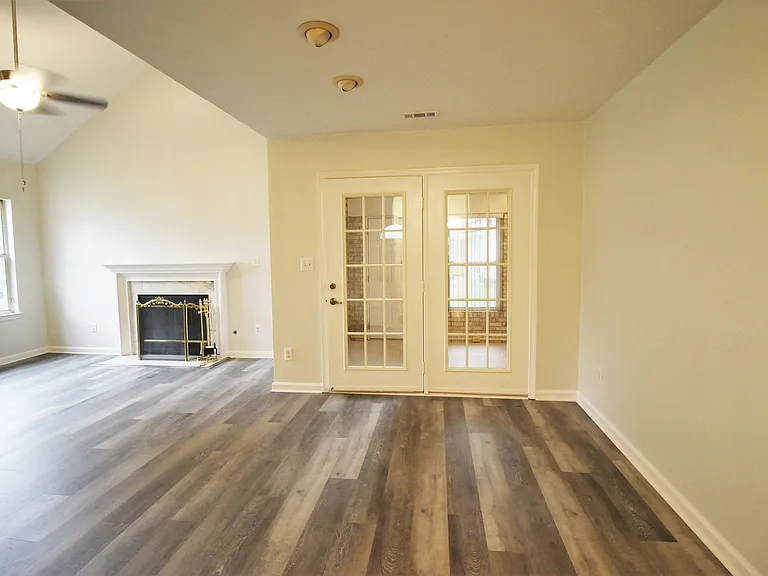1006 Island Quay — Photo 9