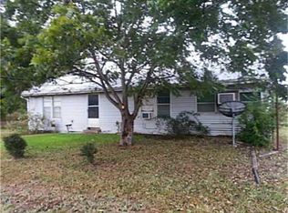 400 S Banks St, Caldwell, TX 77836