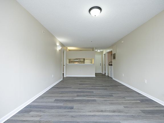 5th image of 1231 University Ct APT 104