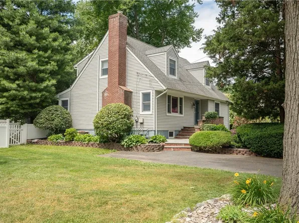 27 Southward Avenue, Congers, NY 10920