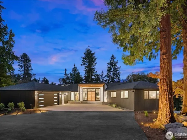 12422 68th Avenue NE, Kirkland, WA 98034