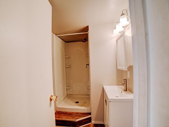 5th image of 100 W Dewey St