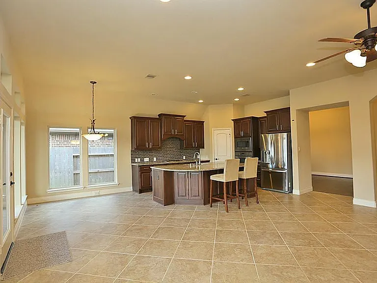 6707 Miller Shadow Ln — Photo 14
