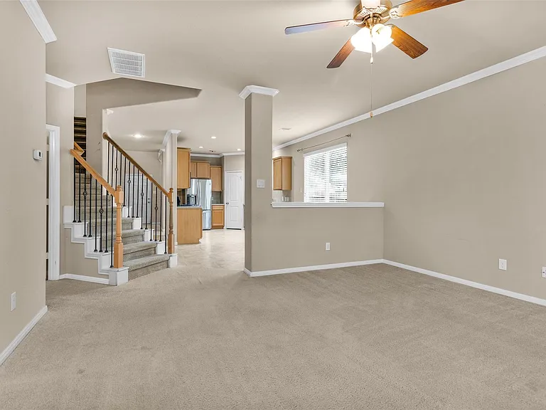 9419 Elliotts Ct — Photo 11