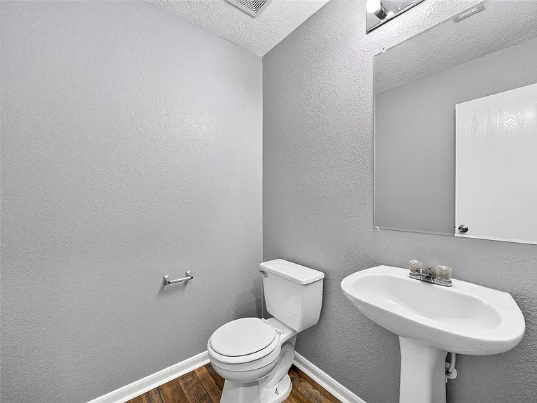 20722 Fair Castle Dr — Photo 16