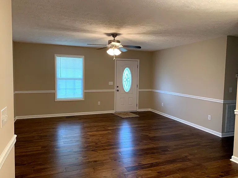 119 W Short St — Photo 3