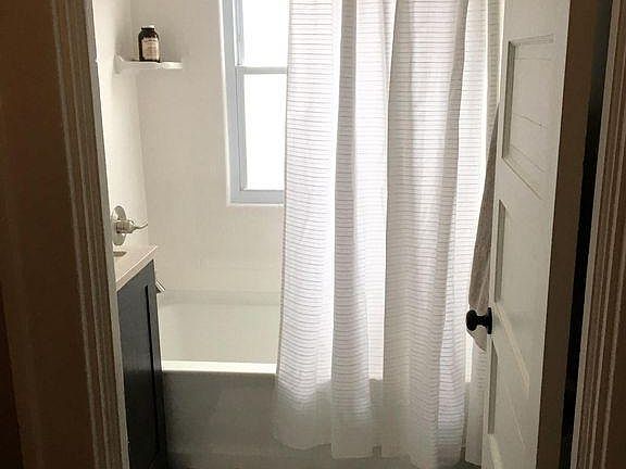 5th image of 3720 Snelling Ave APT 1