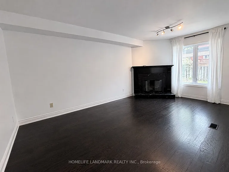 19 Arvida Dr — Photo 9