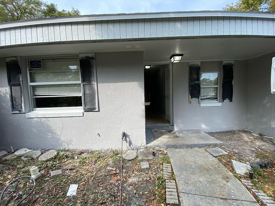 1st image of 2546 Clairmont Ave #1