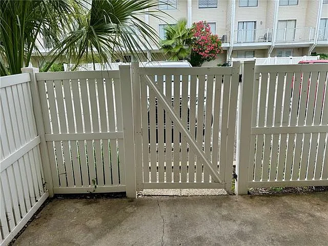 3805 Houma Blvd #C118 — Photo 11