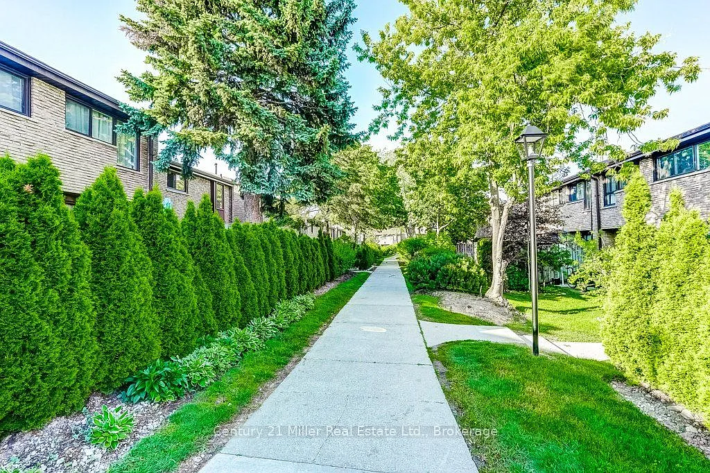 4 bed, $3,000 — Photo 2