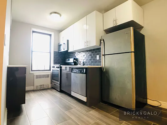 Rented by BRICK & GALO REALTY CORP | media 1