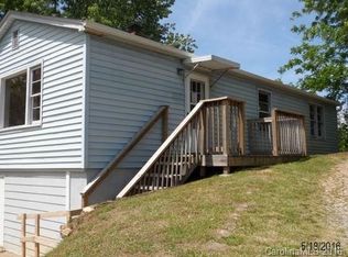 32 1/2 Locust St, Canton, NC 28716