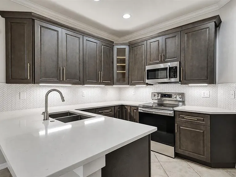 8169 Stone Leaf Ln — Photo 4