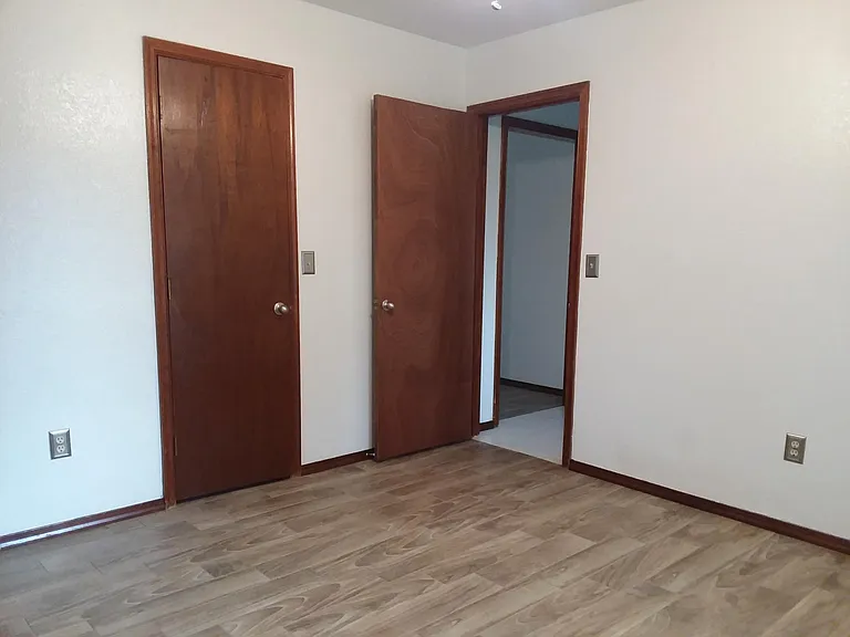 3rd Bedroom / Office