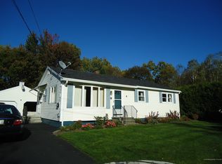 74 Robinhood Dr, Brewer, ME 04412